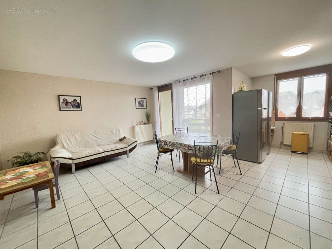 Appartement à EPAGNY