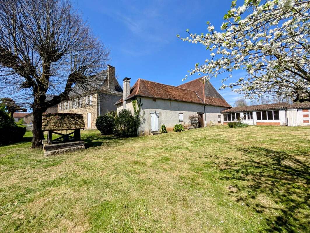 Maison à EXCIDEUIL