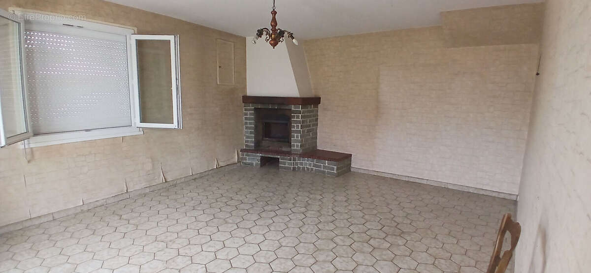 Maison à SAINT-SULPICE-DE-ROYAN