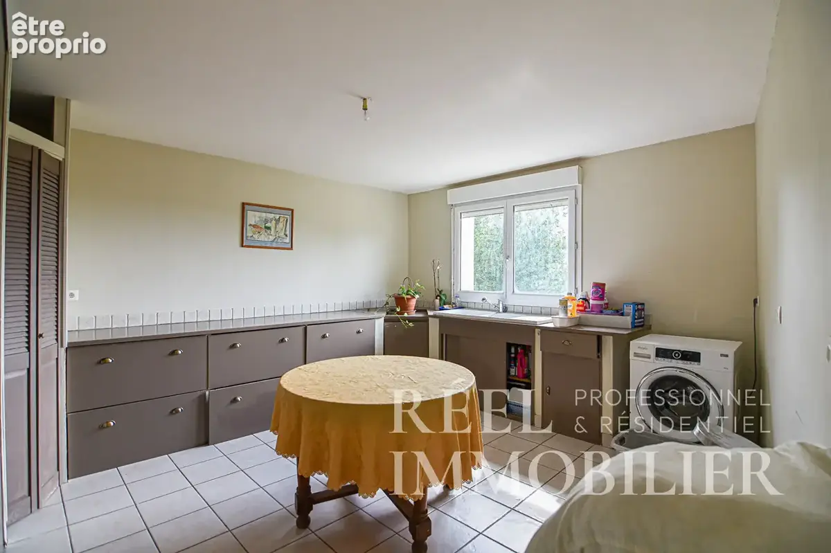 Grande maison de ville de 291 m² avec jardin et terrasse panoramique - photo 10