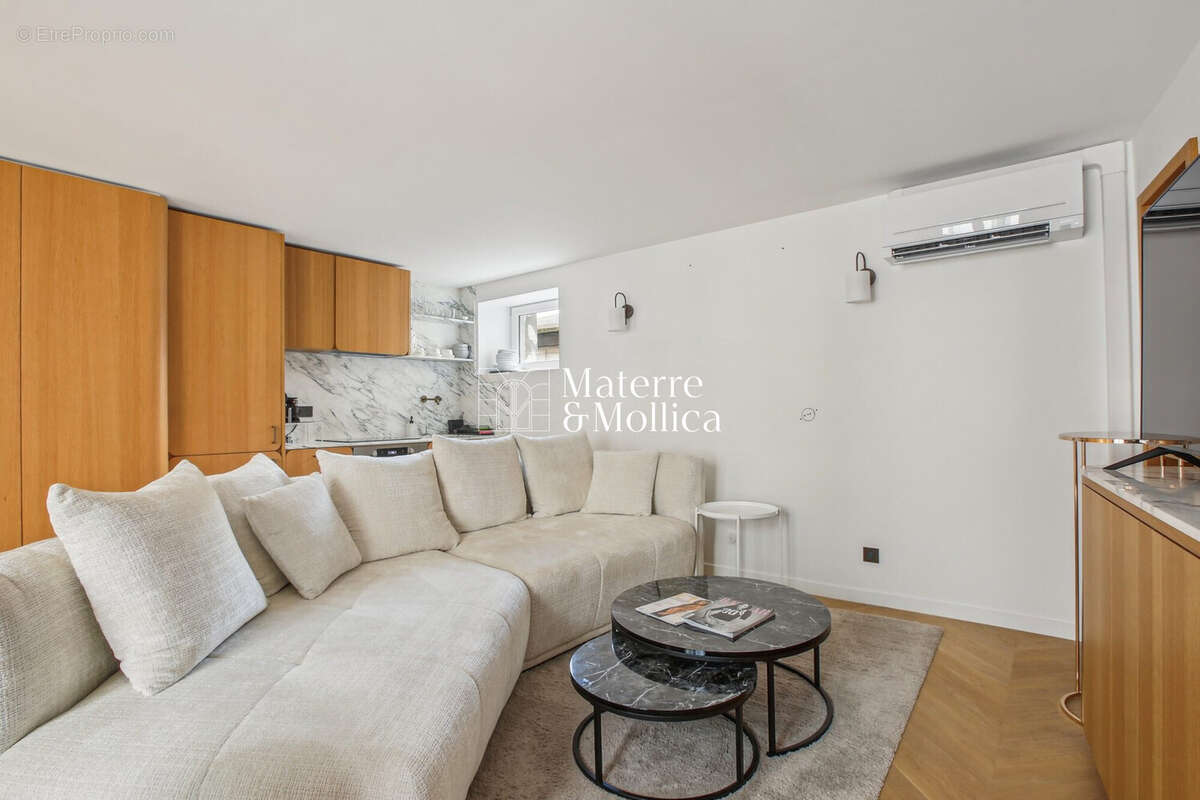 Appartement 43 m² à Paris-6e  - photo 2