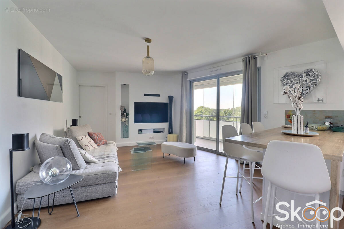 Appartement à CASTELNAU-LE-LEZ
