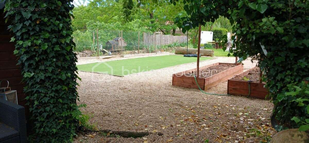 Maison à MOLIERES-SUR-CEZE