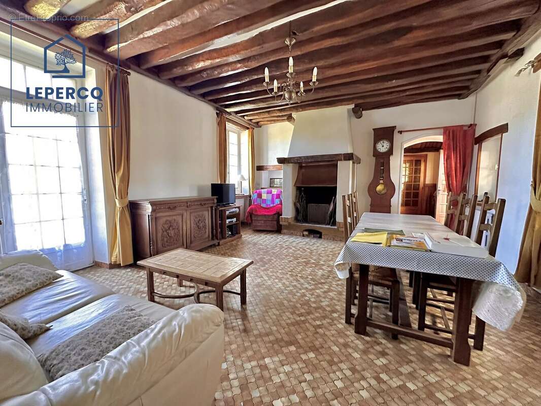 Maison à VILLERS-COTTERETS