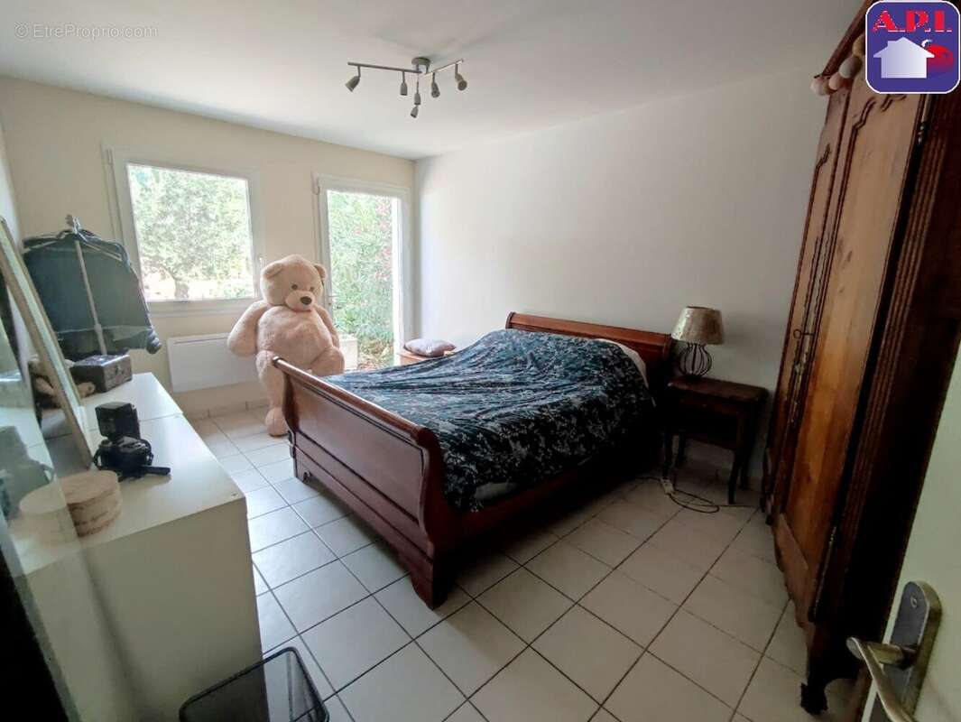 Maison 297 m² à Saint-Jean-Du-Falga  - photo 9