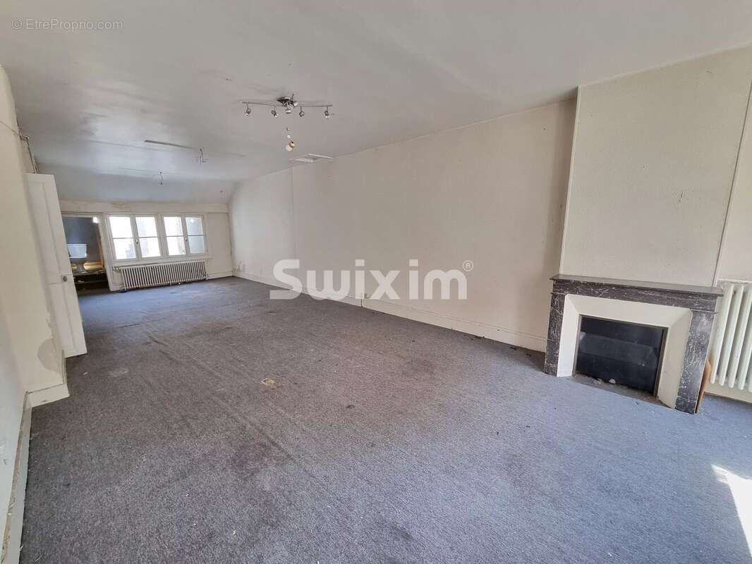 Immeuble de Rapport à Clamecy - Local commercial + 2 appartements - photo 17