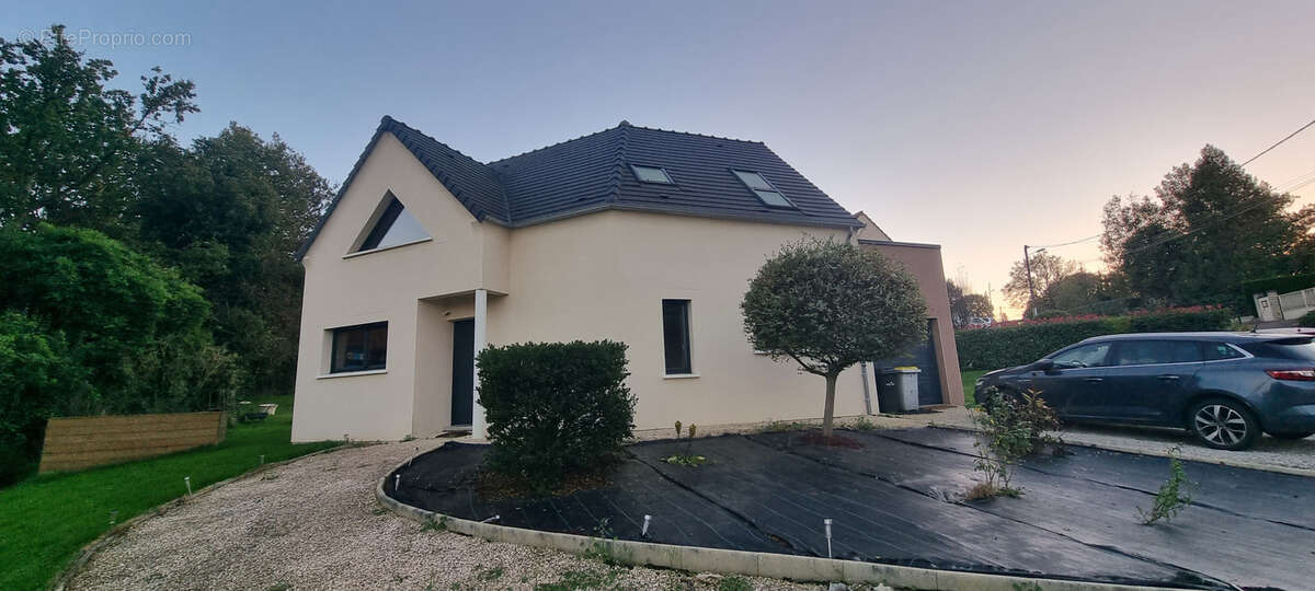 Maison à CLOYES-SUR-LE-LOIR