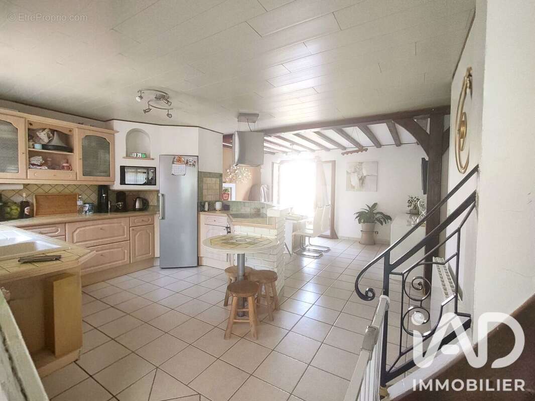 Maison 132 m² à Bucheres  - photo 6