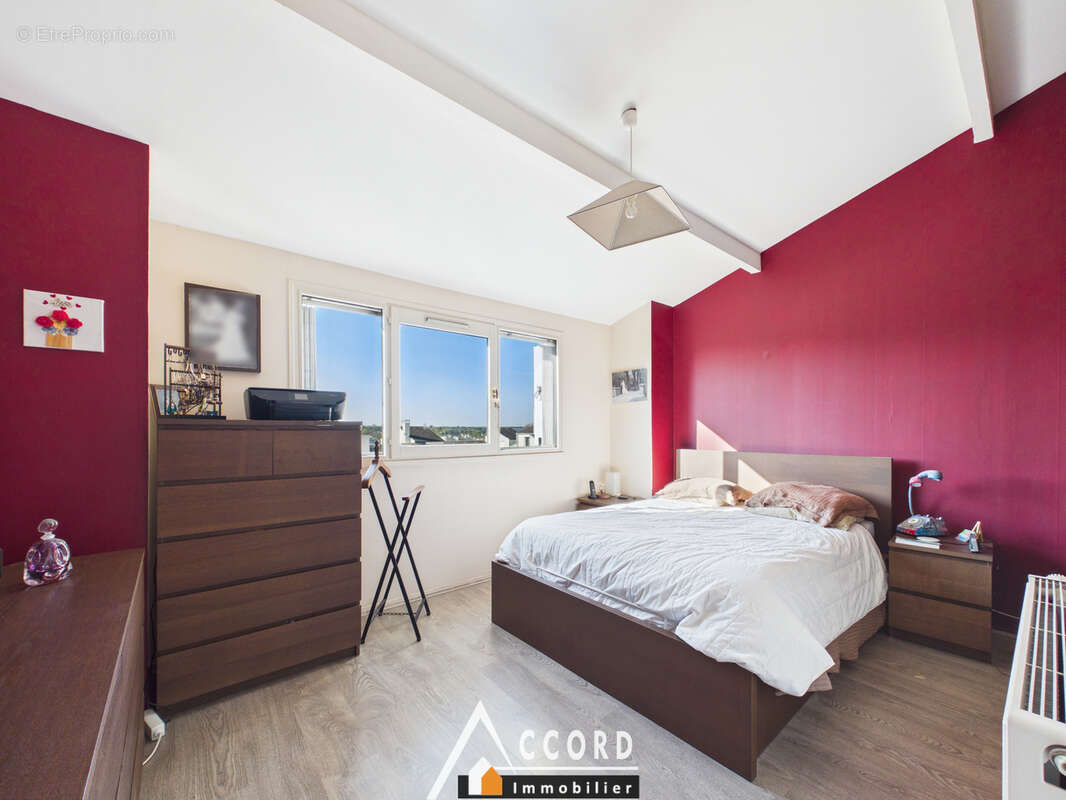 Appartement à SARTROUVILLE