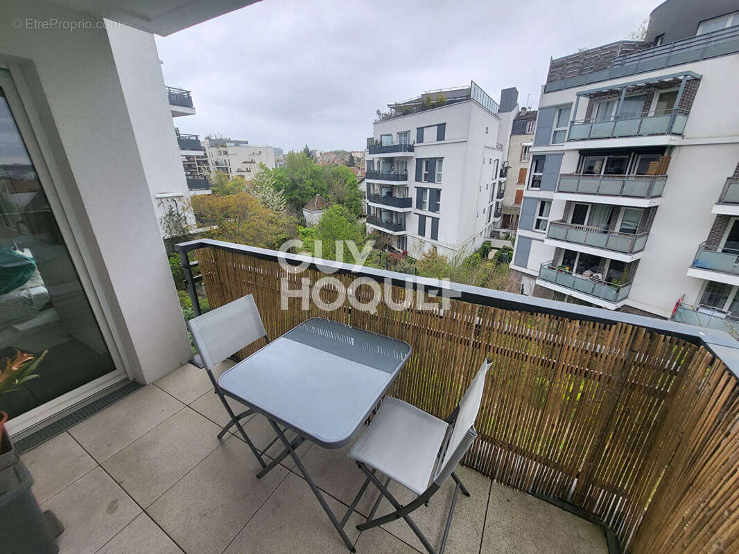 Appartement à ROSNY-SOUS-BOIS