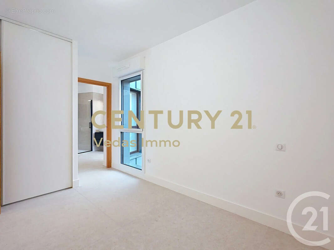 Appartement à SAINT-JEAN-DE-VEDAS