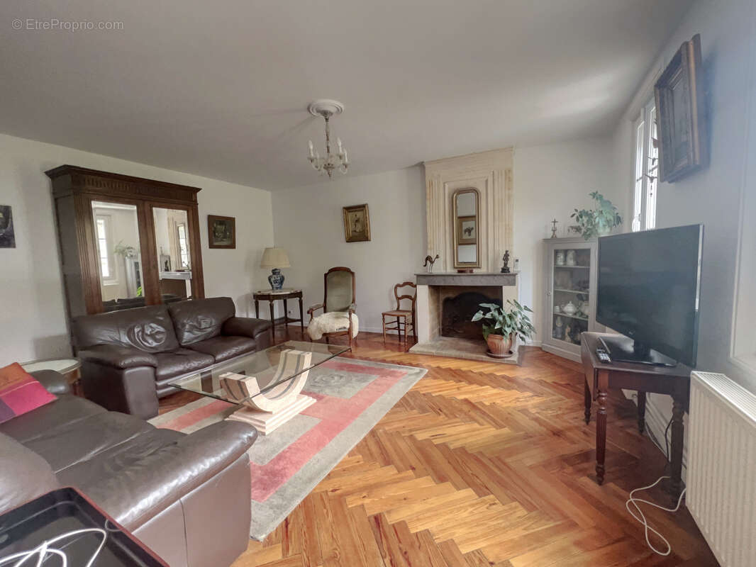 Maison à ABZAC