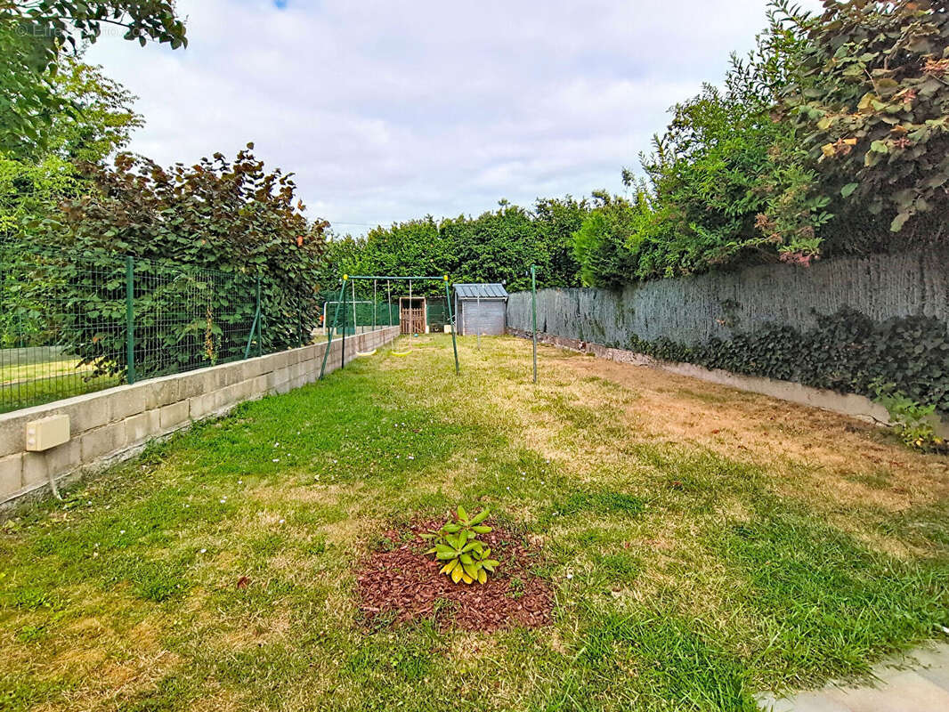 Semi-plain-pied semi-individuel à Roeulx 6 pièces,114 m², garage. - photo 15