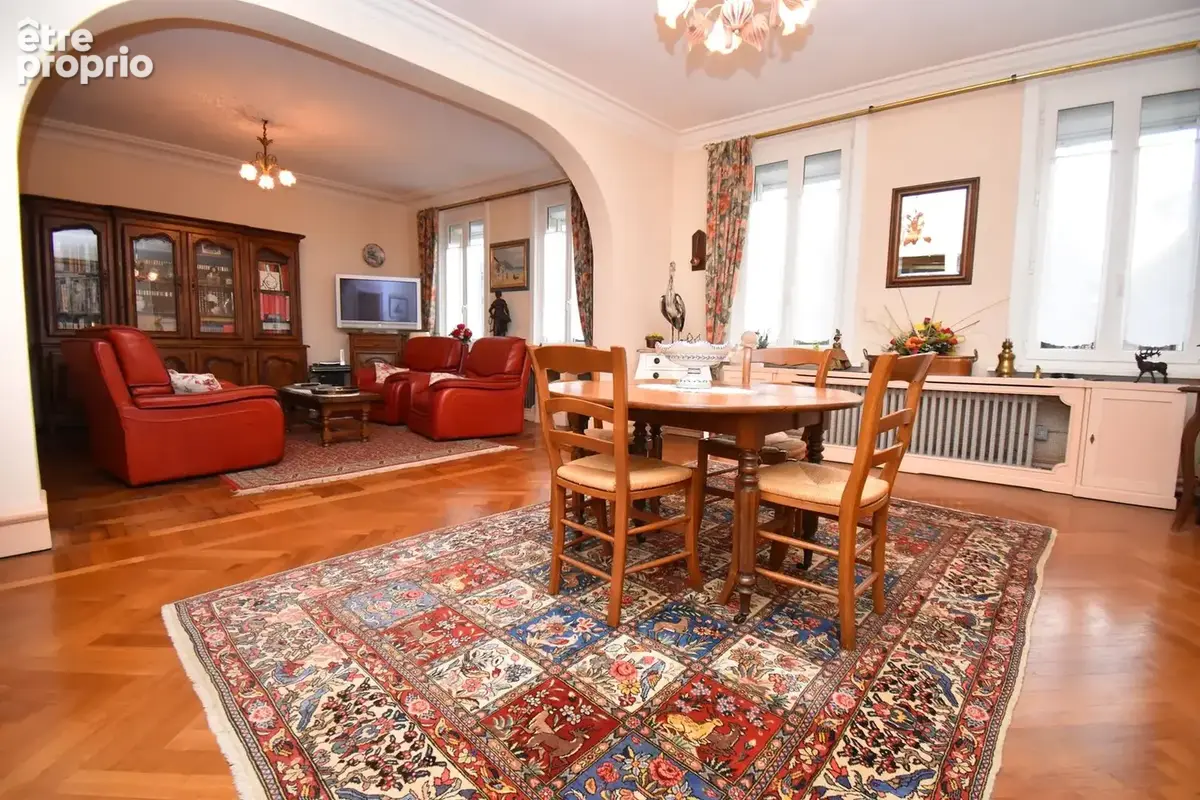 Maison 10 pièces 293 m² à vendre à Avesnes-Les-Aubert (59129) - photo 2