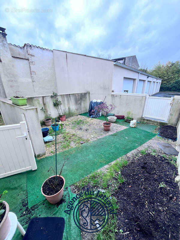 Appartement à SAUJON