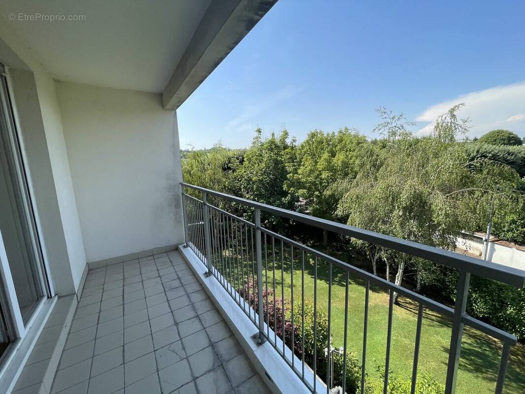 Appartement à LE PERREUX-SUR-MARNE