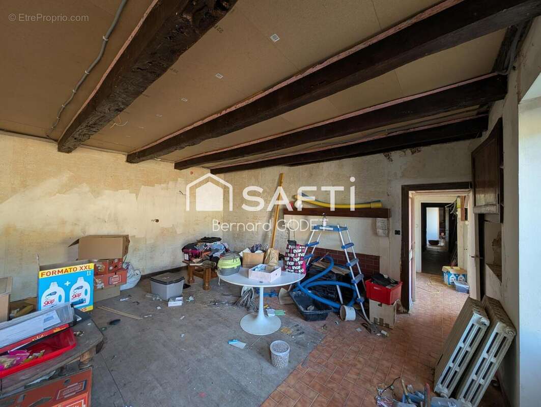 Maison 143 m² à Londigny  - photo 4