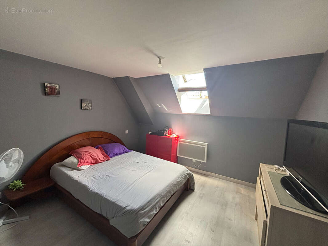 Maison à SAINT-YRIEIX-LA-PERCHE