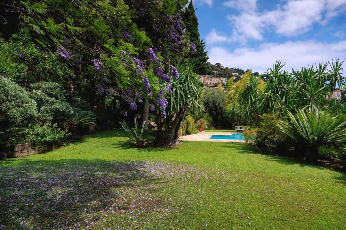 Maison à ROQUEBRUNE-CAP-MARTIN