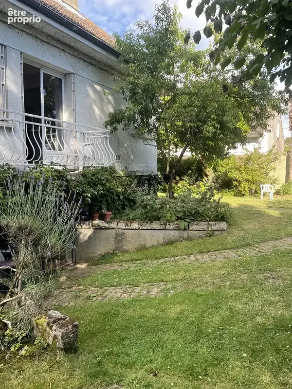 Maison 7 pièces 130 m² à vendre à Fontenay-Le-Fleury (78330) - photo 4