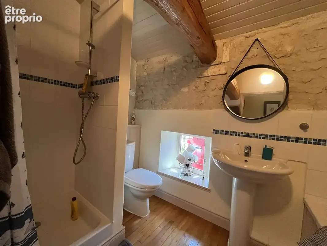 Charmante charentaise rénovée avec 4 chambres, piscine et vue dégagée - photo 16