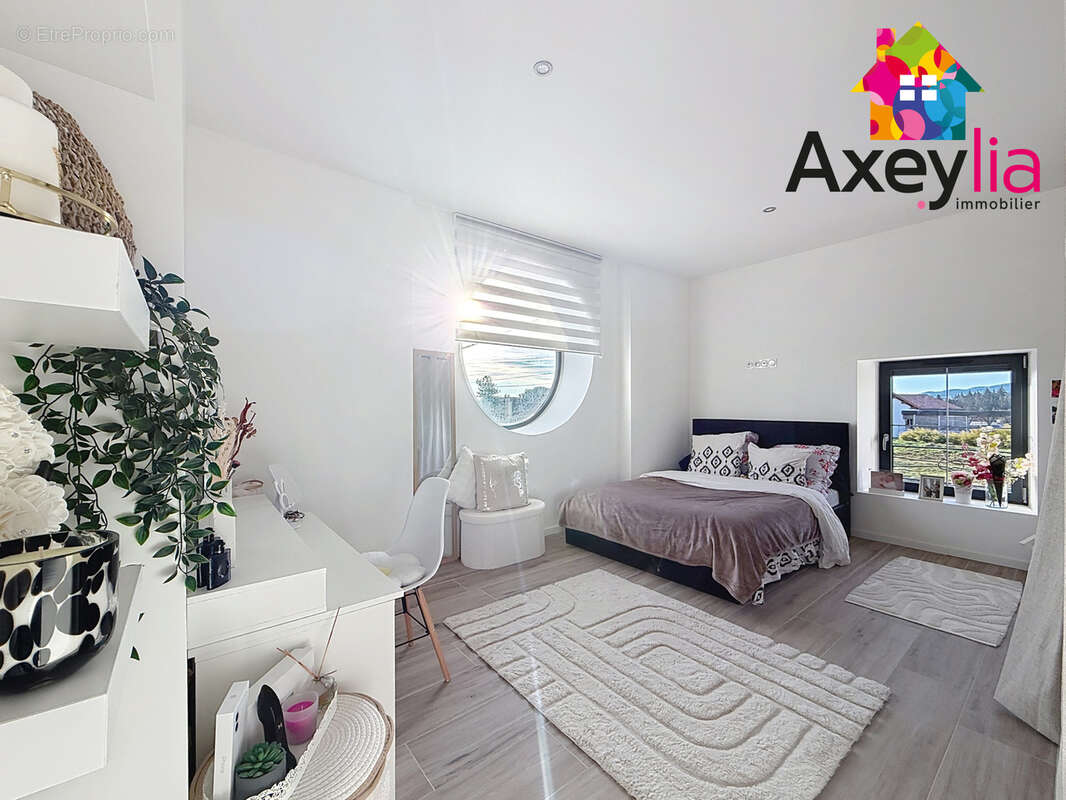 Appartement à AMBIERLE