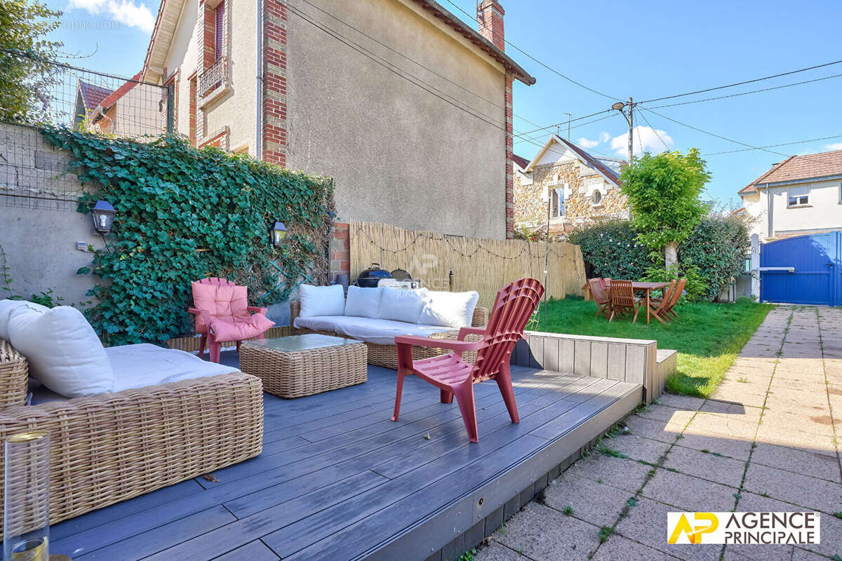 Maison à MAISONS-LAFFITTE