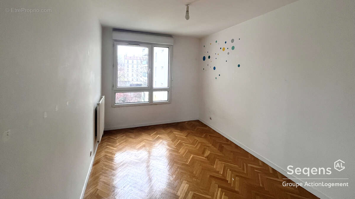 Grand 3 pièces avec balcon et parking en sous sol - photo 6