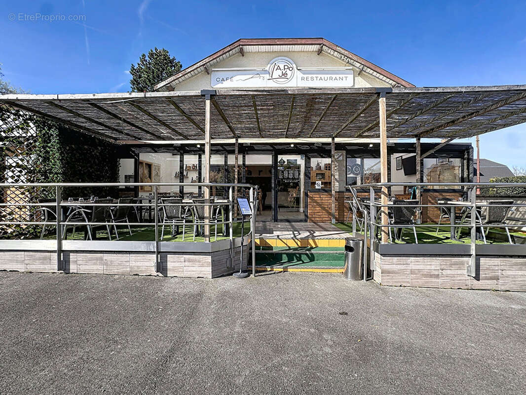 Commerce à MUIZON