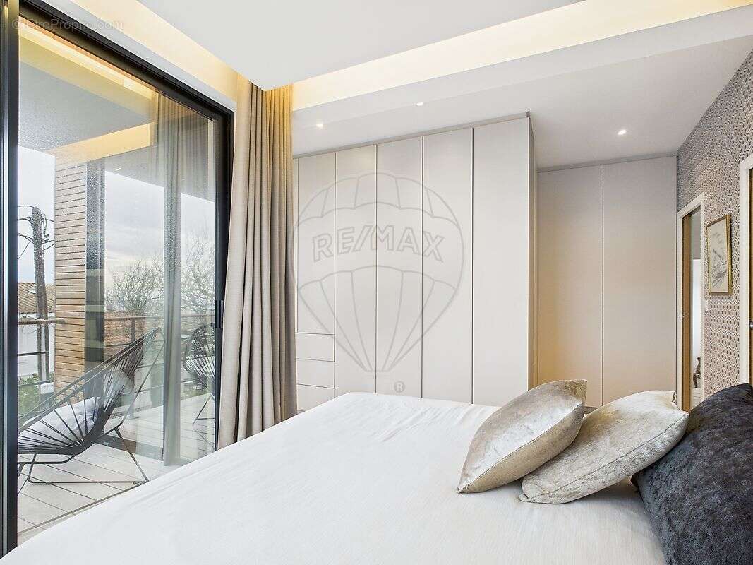 Maison à VAUX-SUR-MER