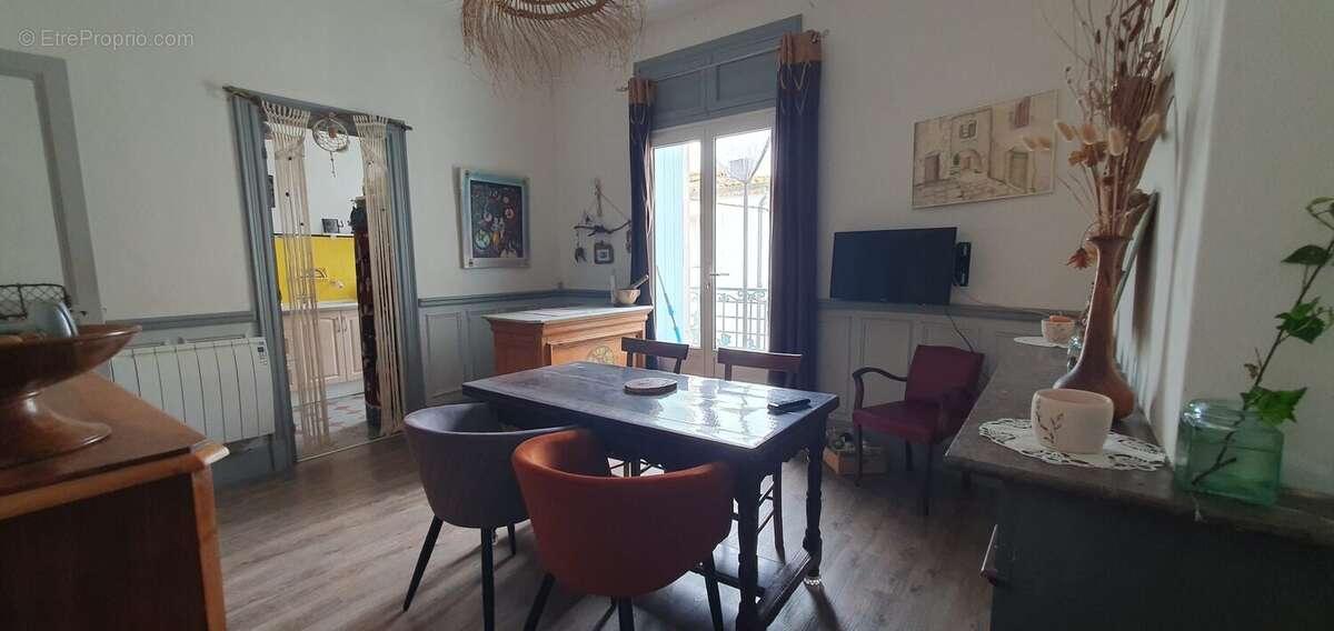 Maison à ROUJAN