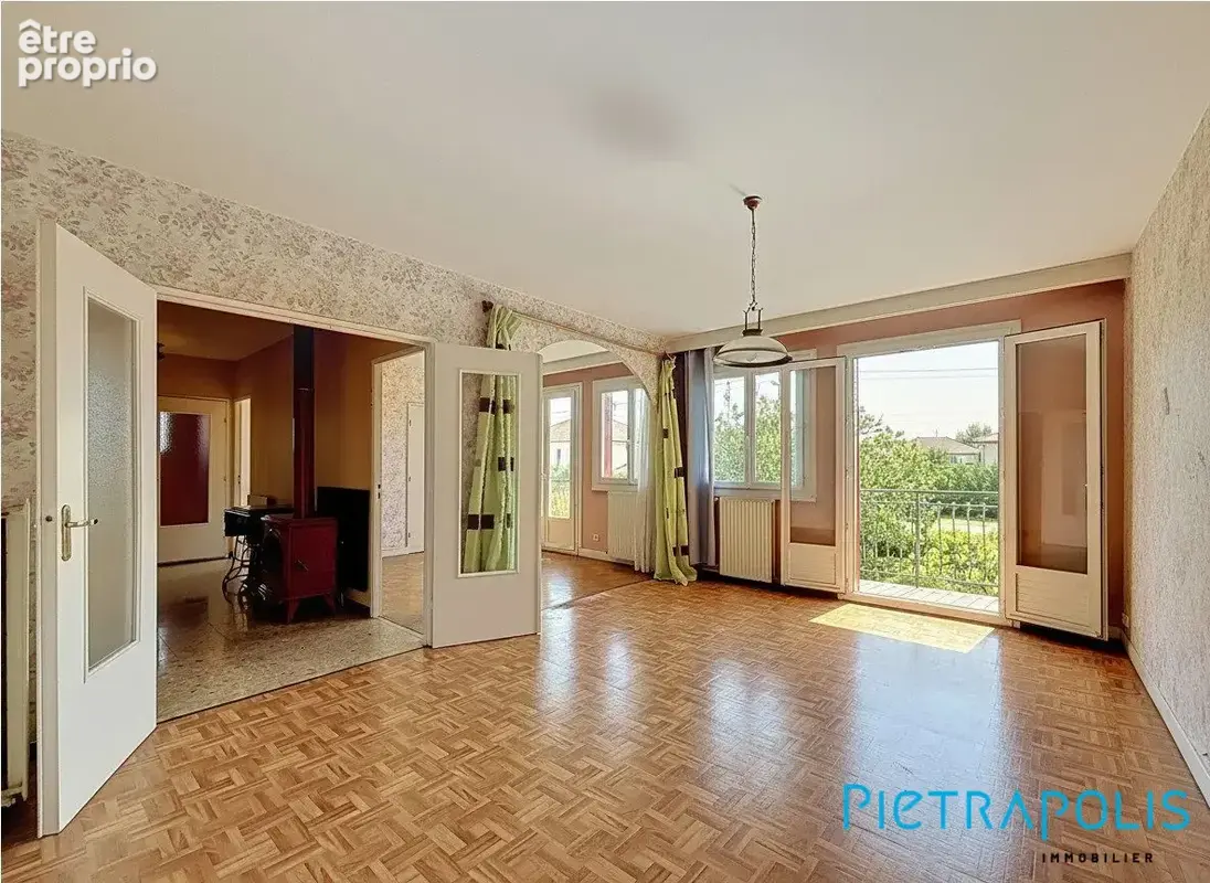Maison 7 pièces 130 m² à vendre à Meyzieu (69330) - photo 6
