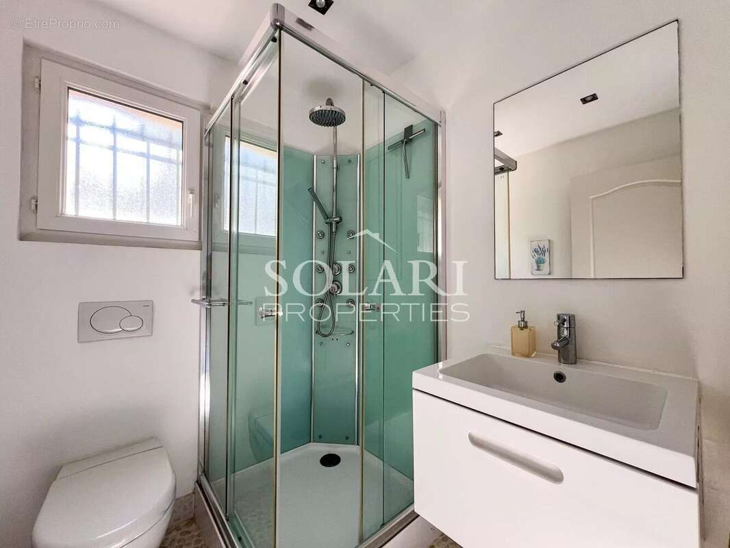 Maison à THEOULE-SUR-MER