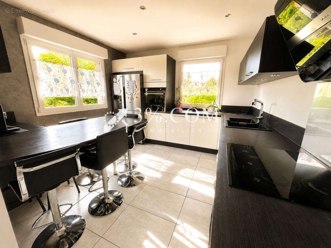 Pavillon individuel - jardin - garage - terrasse - balcon - - photo 2
