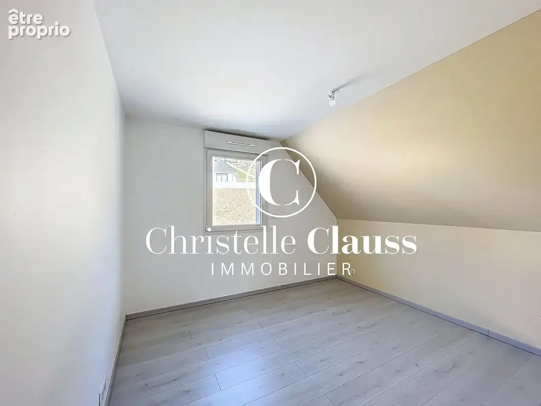 Maison contemporaine neuve - 5 pièces - 92.4 m² Willer-sur-Thur - photo 6