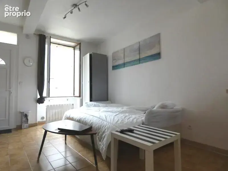 IMMEUBLE DE RAPPORT de 5 appartements et une boutique  A PLAILLY - photo 2