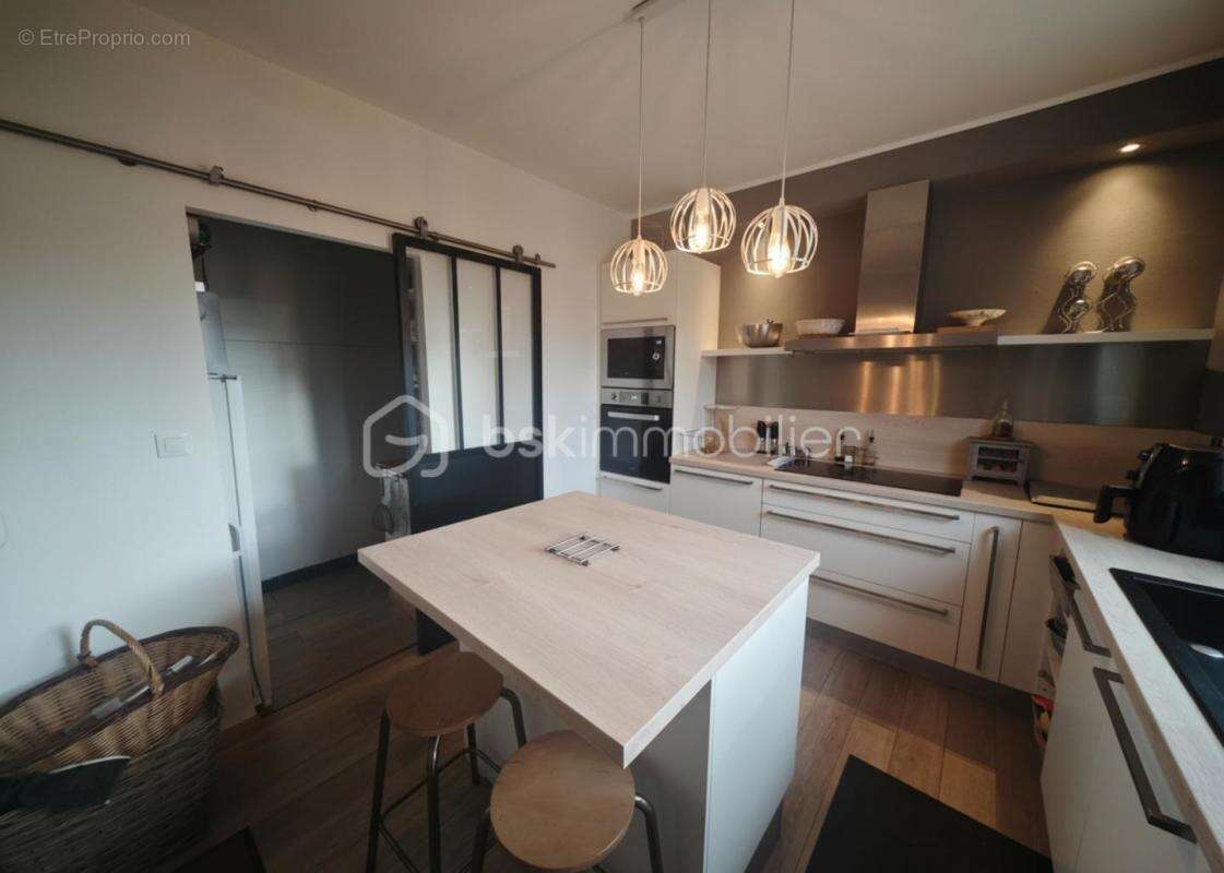 Maison à LONGNY-AU-PERCHE