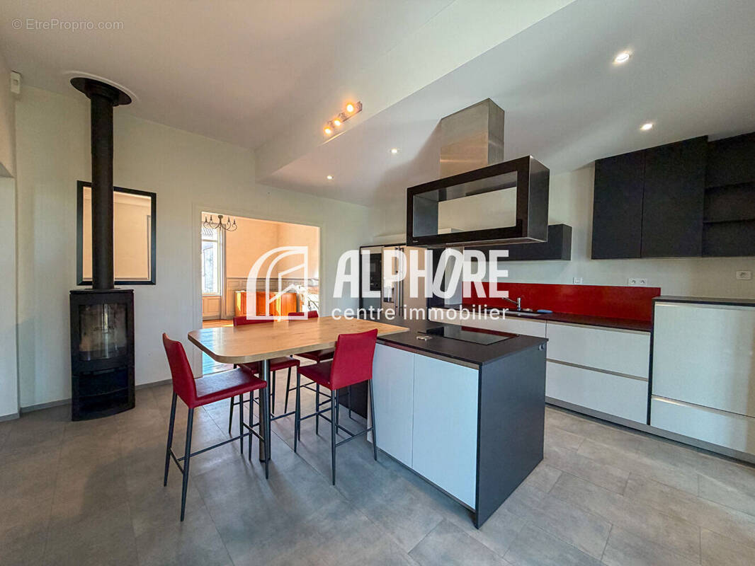 Maison à LA CHAPELLE-ACHARD