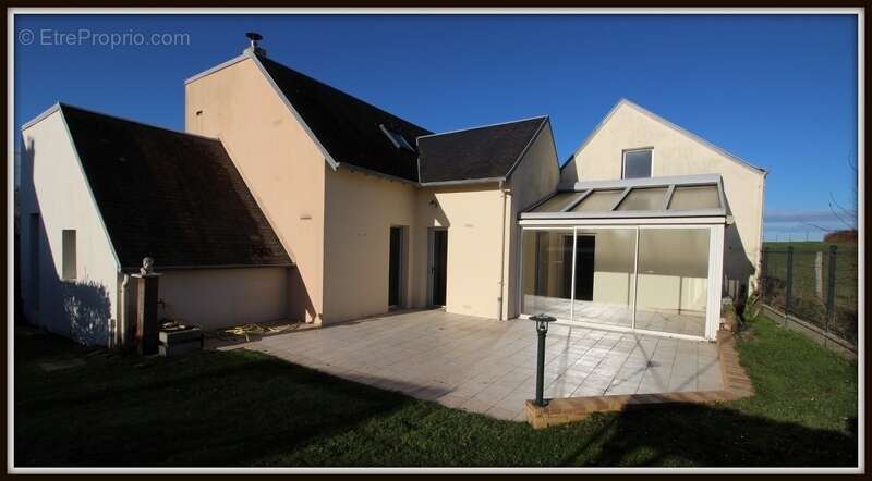 Maison à SAINT-PAIR-SUR-MER