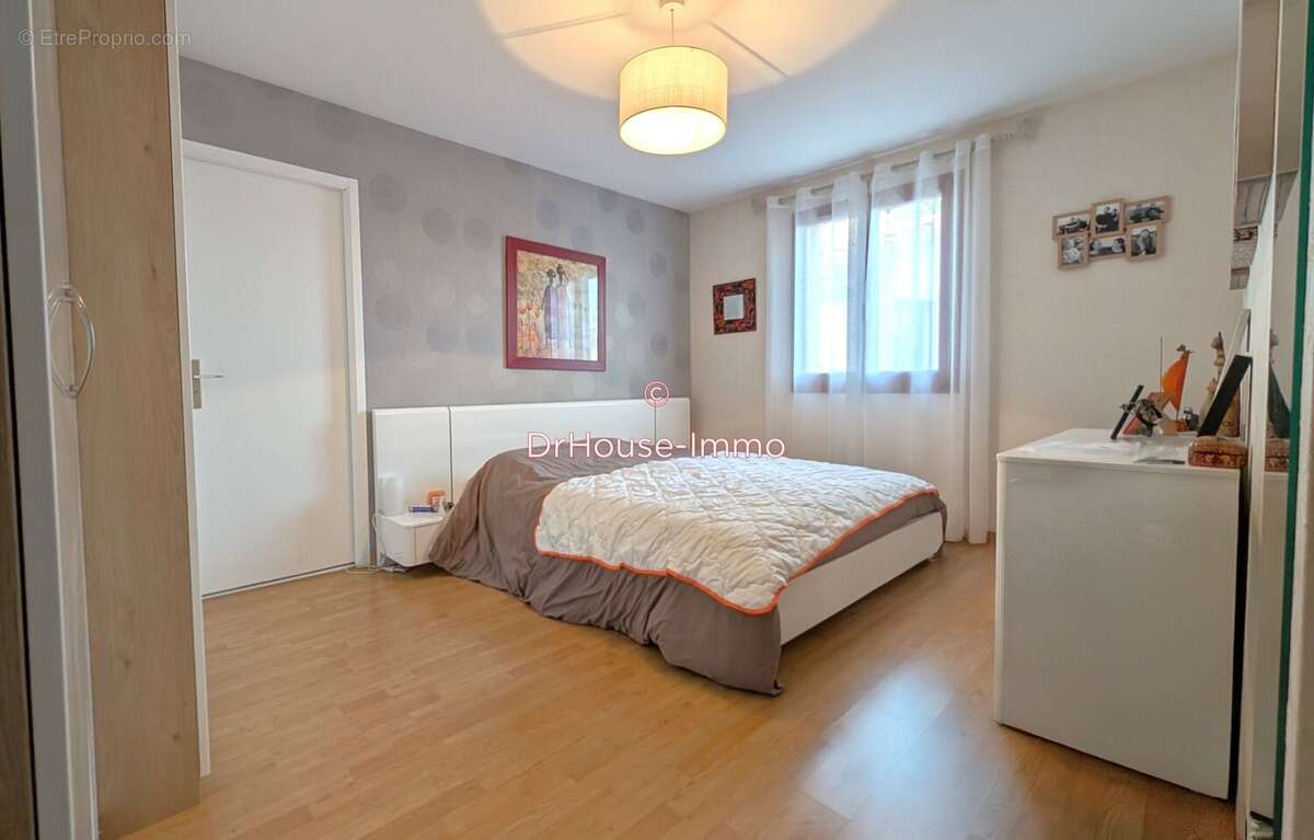 Maison 140 m² à Saint-Nicolas-De-Port  - photo 15