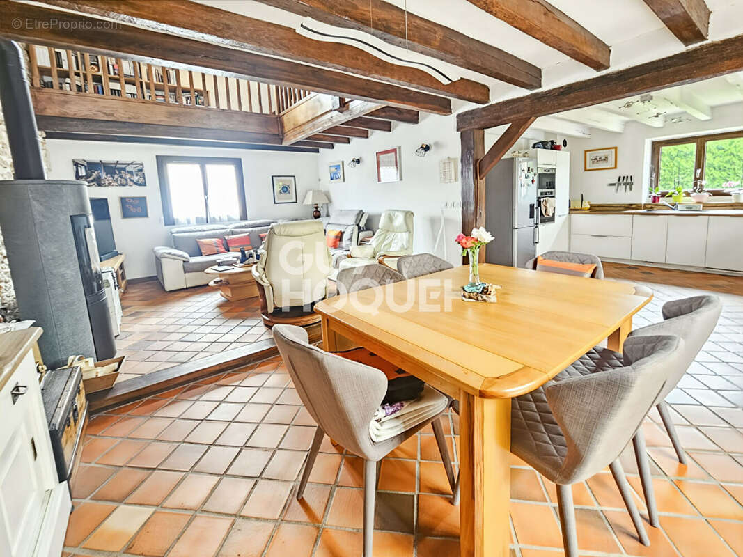 Maison 5 pièces à vendre à Liverdy en Brie - photo 4