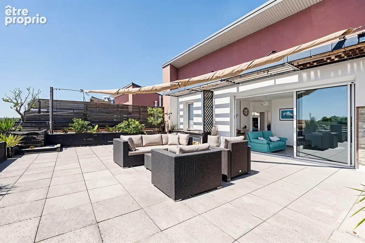 Appartement roof top - T4-T5 - Terrasse - Garage - Moderne - Ascenseur - photo 6