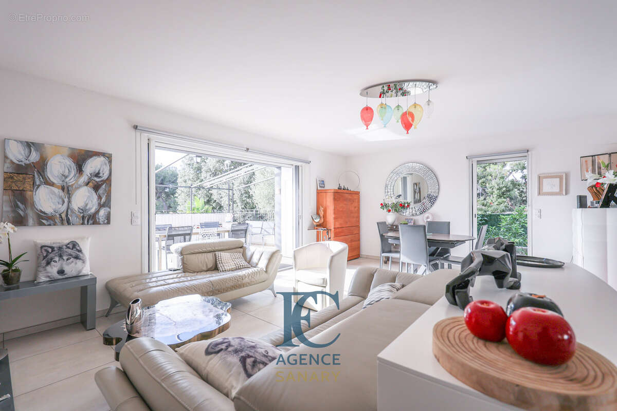 Maison à SIX-FOURS-LES-PLAGES