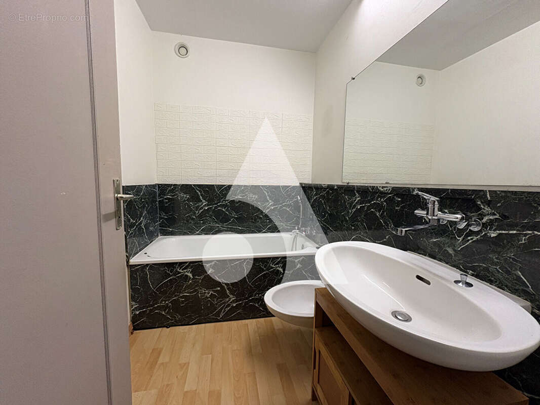 Appartement à AUBENAS