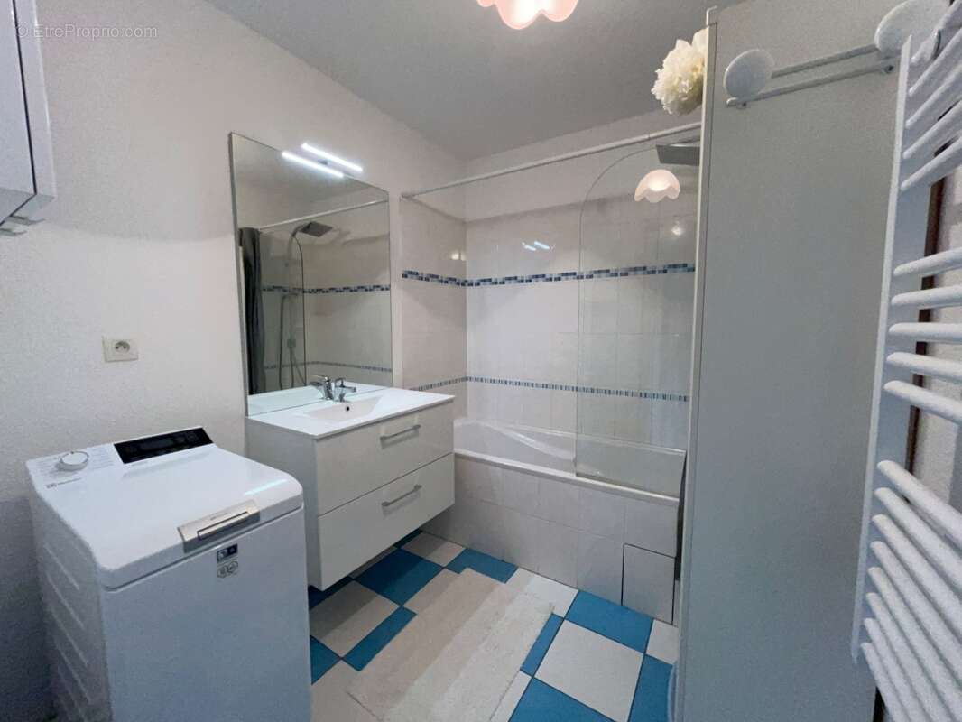 Appartement à vendre 3 pièces et double garage - quartier BERNUS KERGYPT VANNES (56) - photo 6