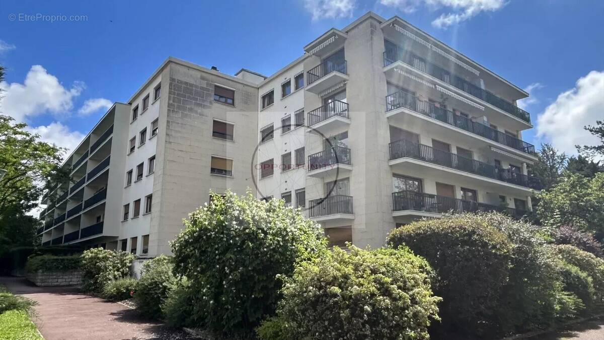 Appartement à NOGENT-SUR-MARNE