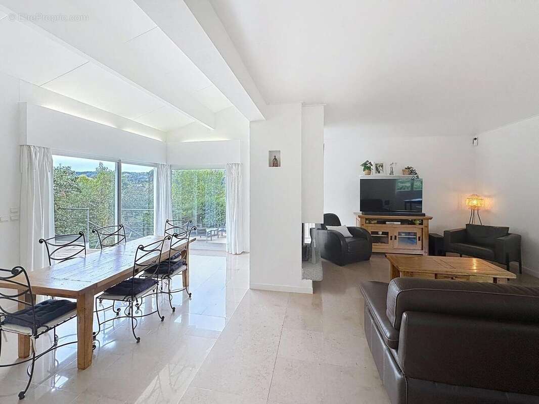 Photo 2 - Maison à CAHORS