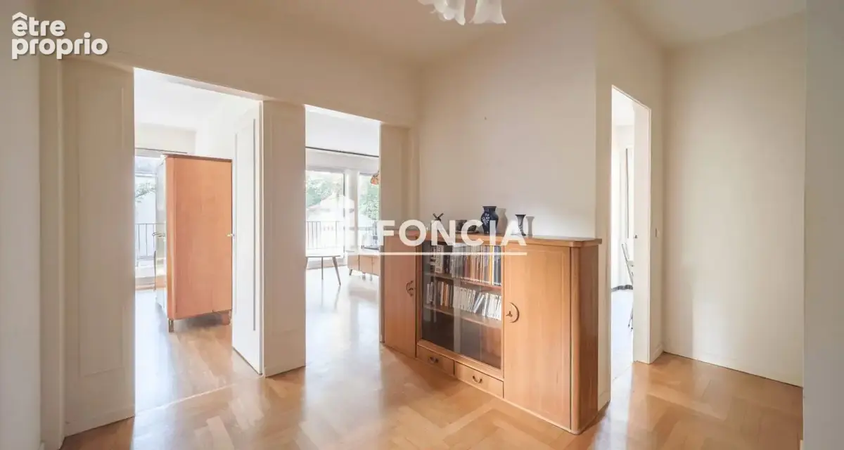 Appartement 2 pièces au calme, face au parc du Steinbach à Mulhouse - photo 4