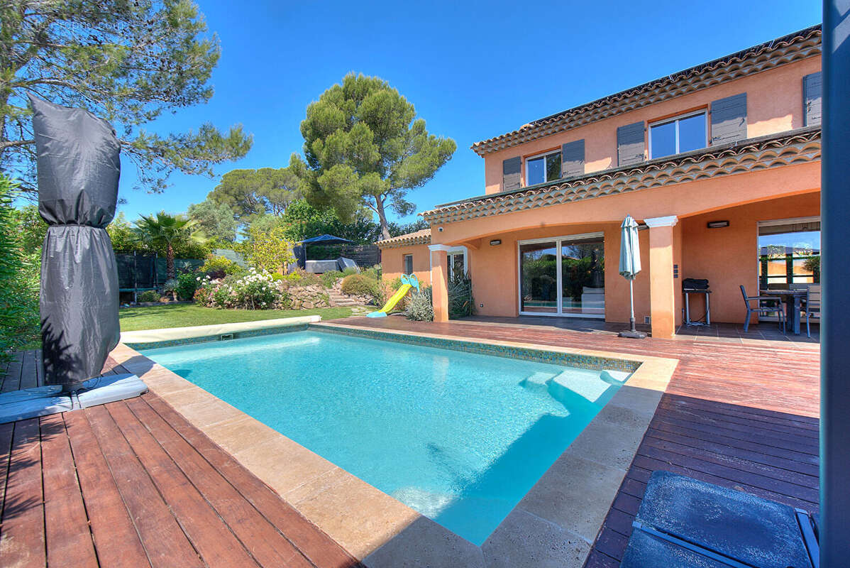 Maison à FREJUS