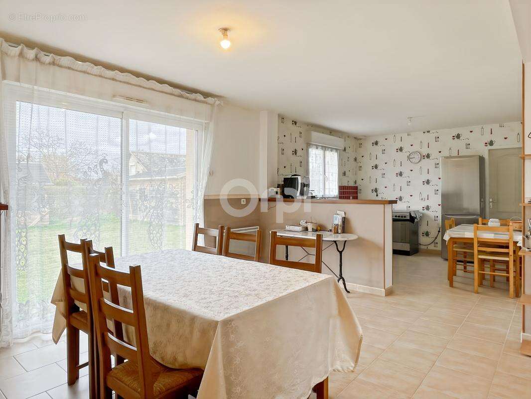 Maison à CONCHES-EN-OUCHE